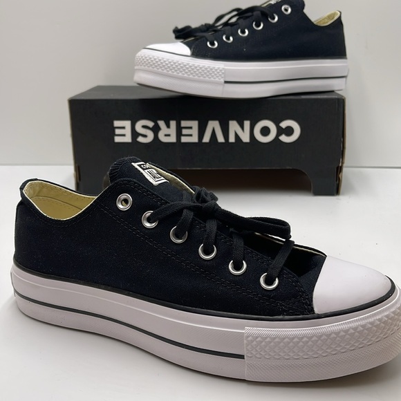 Converse WMNS CTAS LIFT OX
BLACK/WHITE/WHITE 560250C Platforms Sneakers - Picture 3 of 16